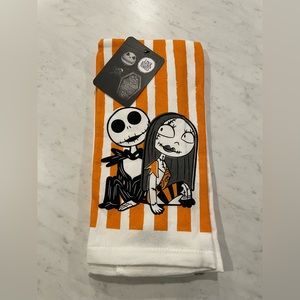 🍁Nightmare Before Christmas Dish Towels NWT Disney